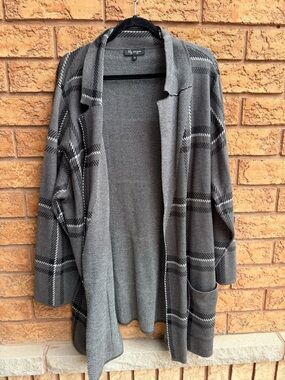 Lily Morgan Plaid Thick Open Sweater